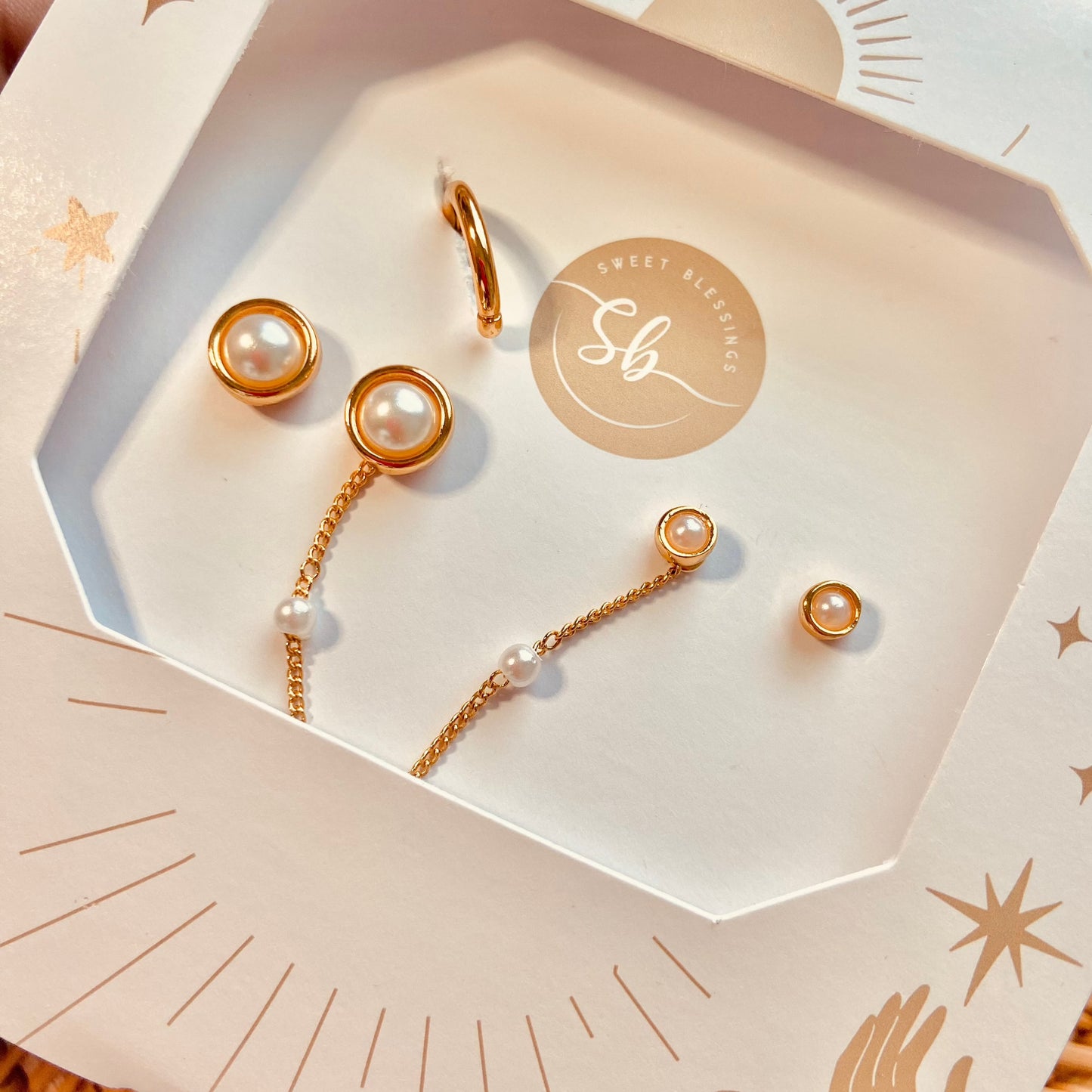 Pearl Solitaire Earring