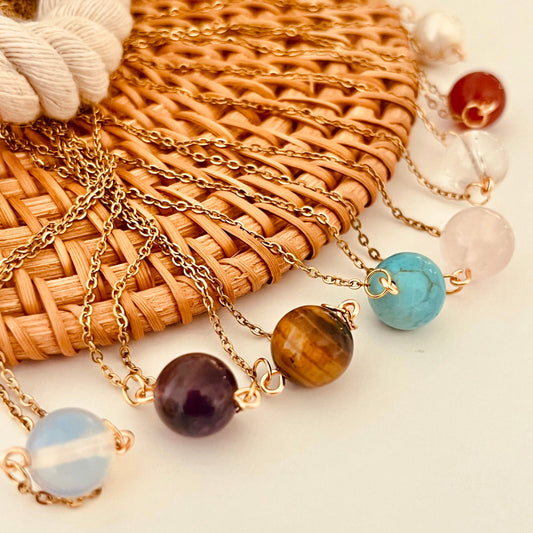 NECKLACE NATURAL QUARTZ GOLD