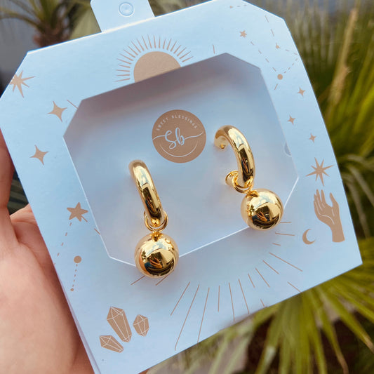 DOLL GOLD EARRINGS